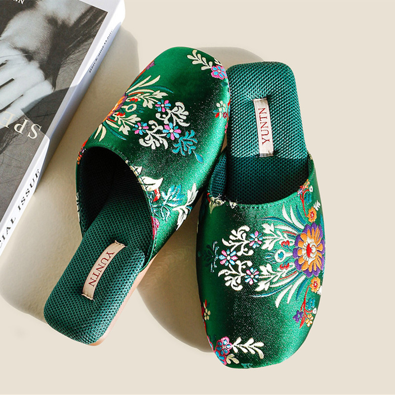 Elegant Chinese Style Embroide - Embroidery Shoes review and price