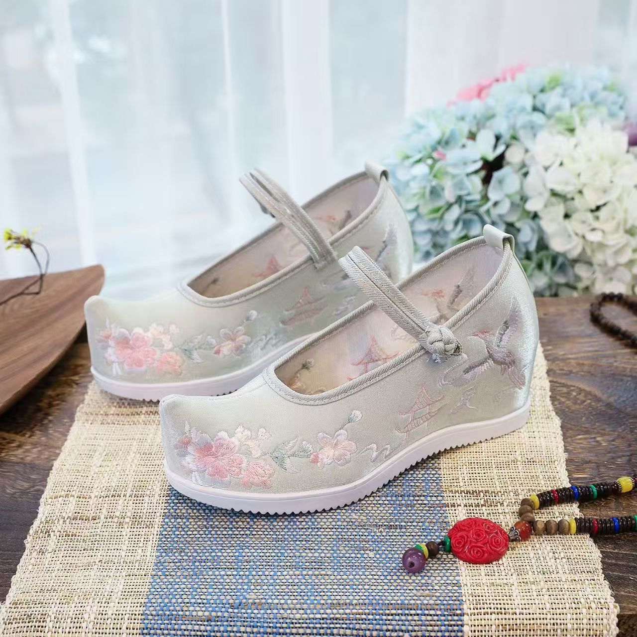Women Increased Internal Embro - Embroidery Shoes review and price
