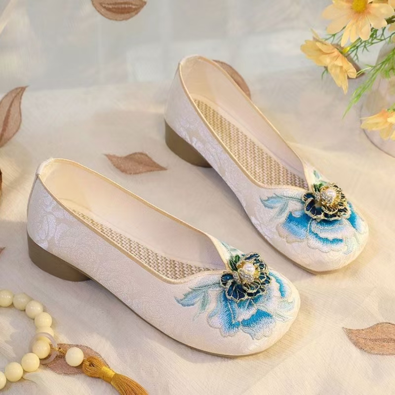 Woman Low Heel Embroidered Clo - Embroidery Shoes review and price